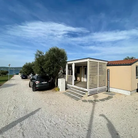 Apartment Gutti's Mobilehome