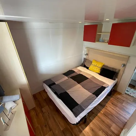 Gutti's Mobilehome *
