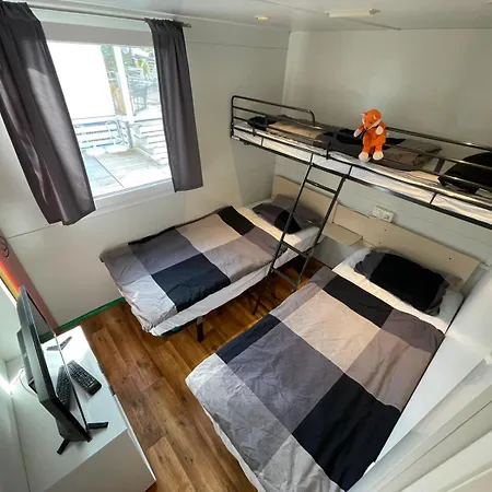 Gutti's Mobilehome Lägenhet